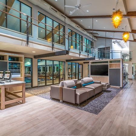Holiday Inn Cape Cod - Hyannis By Ihg Exterior foto