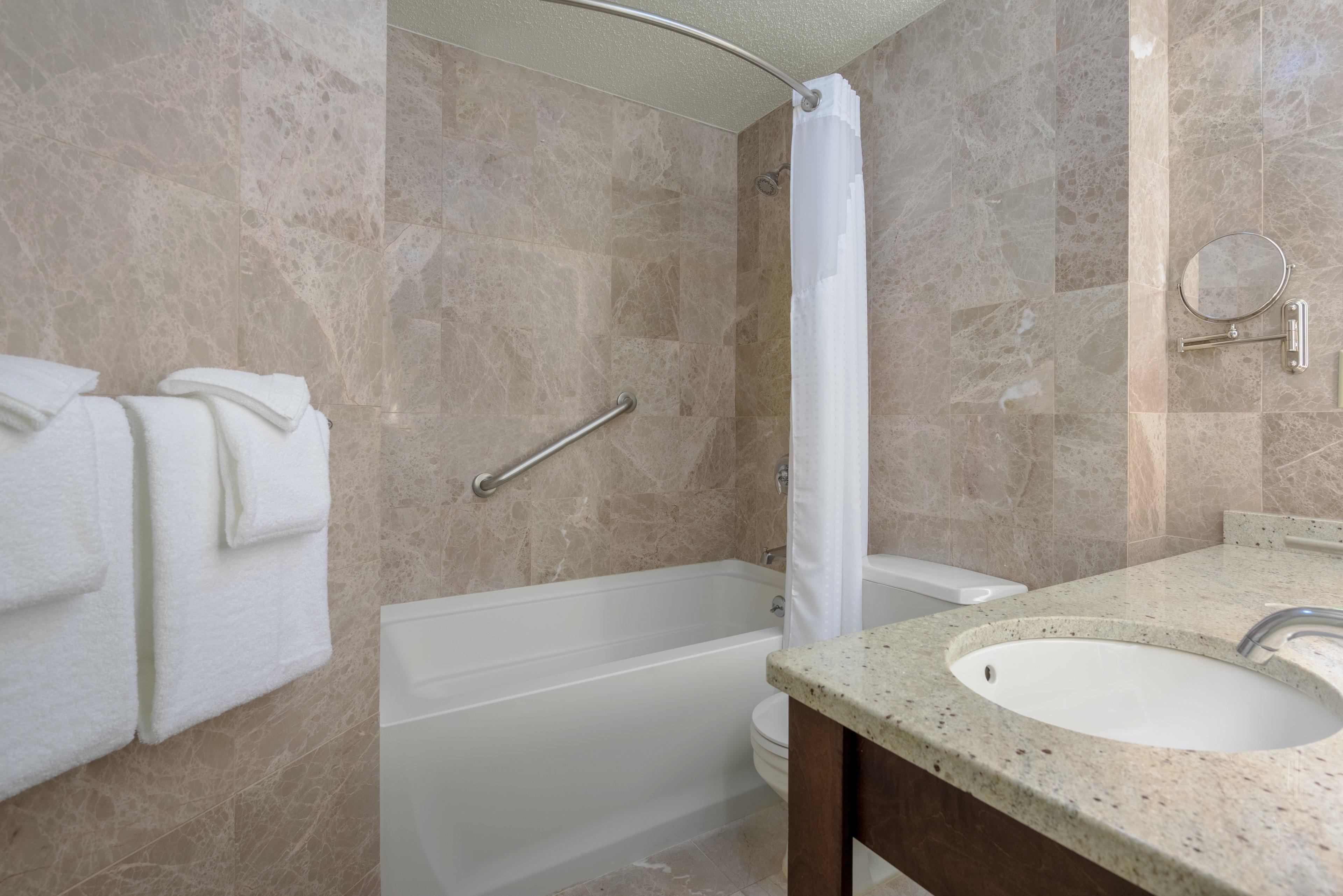 Holiday Inn Cape Cod - Hyannis By Ihg Exterior foto